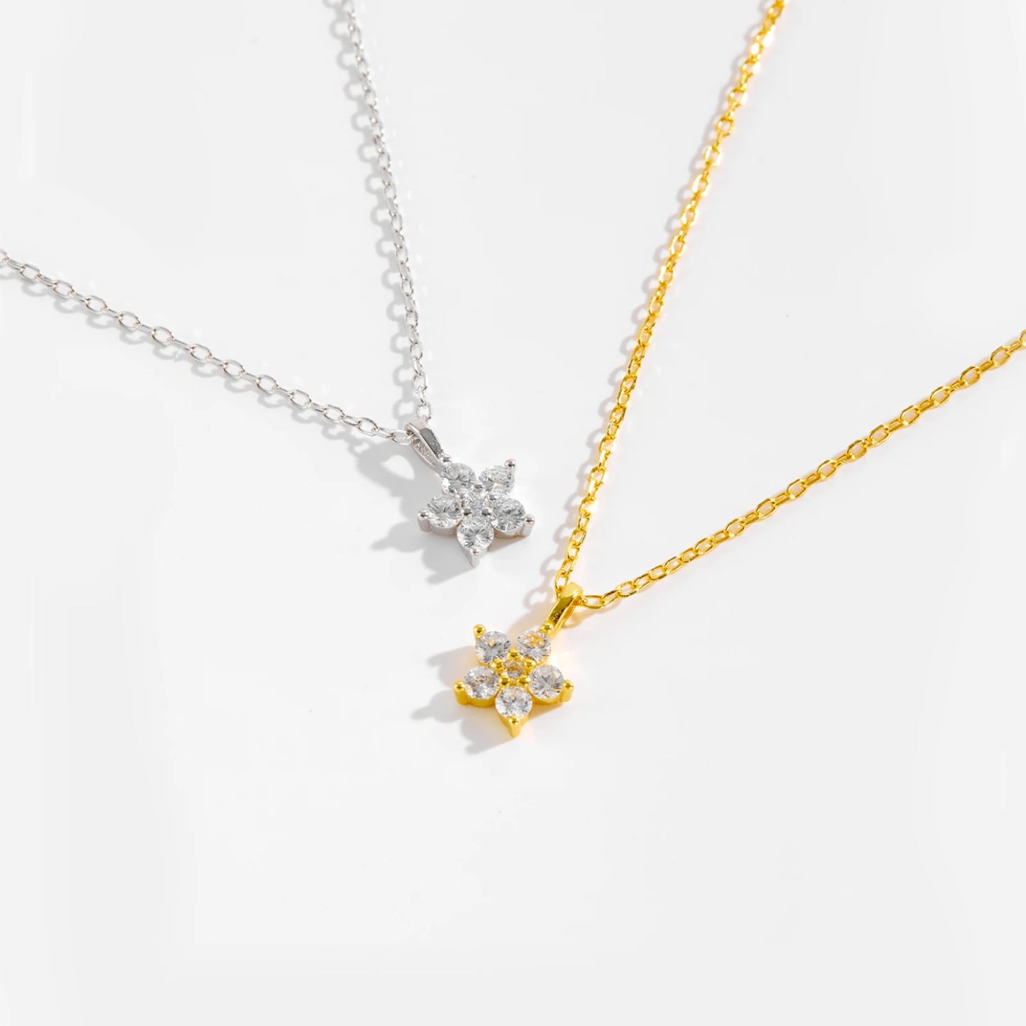 925 Sterling Silver Flower Zircon Pendant