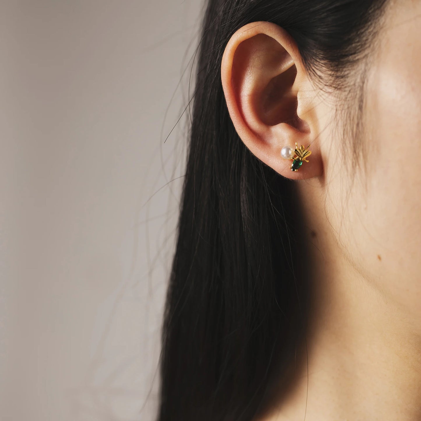 925 Sterling Silver Green Zircon Pearl Stud Earrings