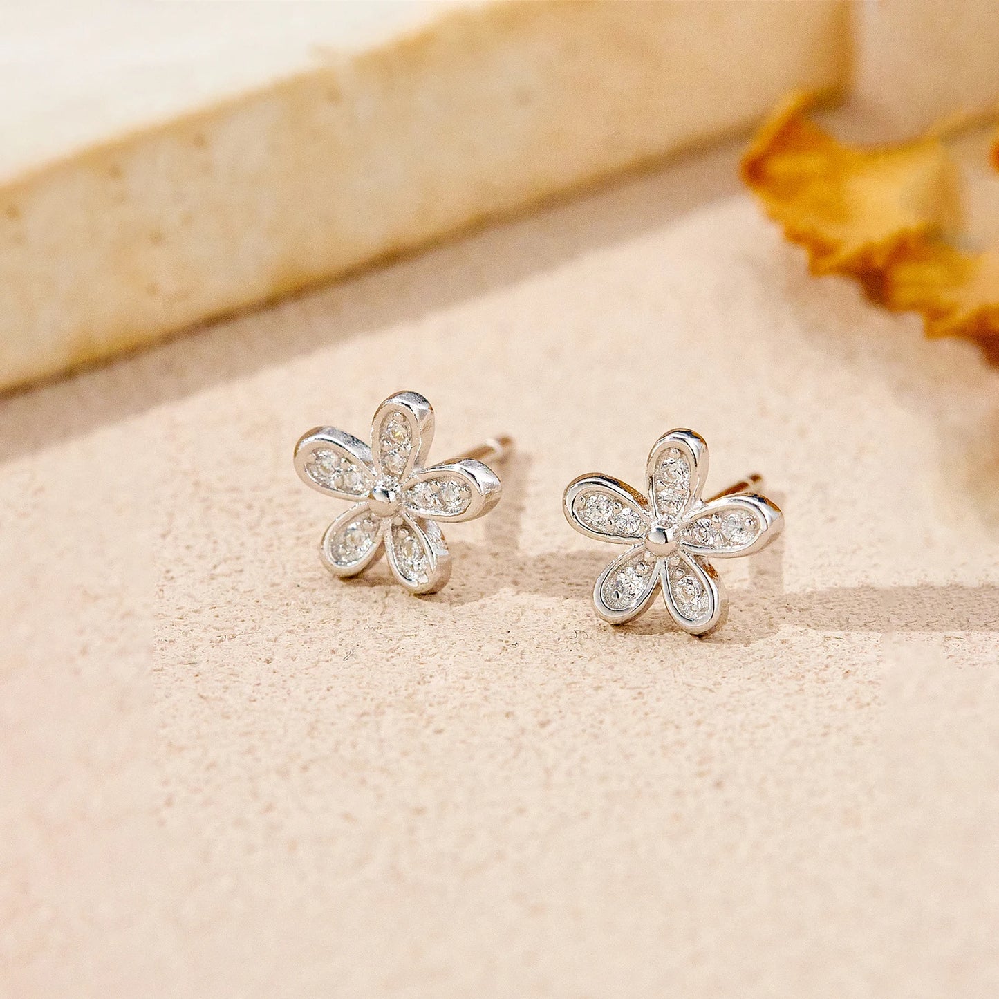 925 Sterling Silver Flower Stud Earrings